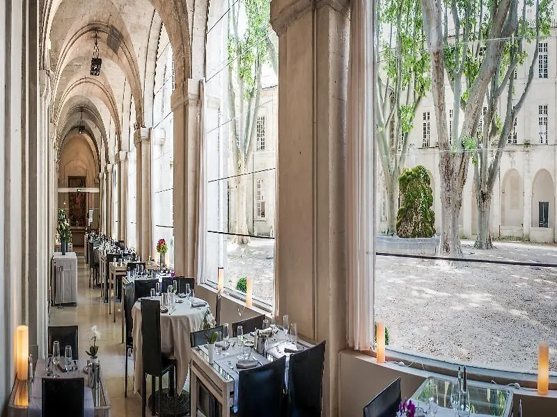 **** Hotel Hôtel Cloitre Saint Louis Avinhão França